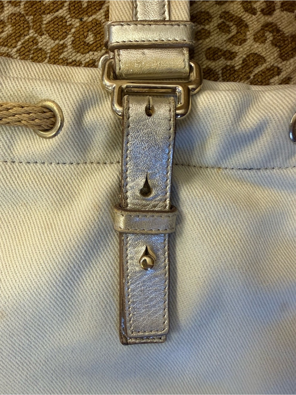 💯 Auth! Saint Laurent Cream Canvas Tote with Rope Trim and Soft Metallic Accents - Picture 14 of 16